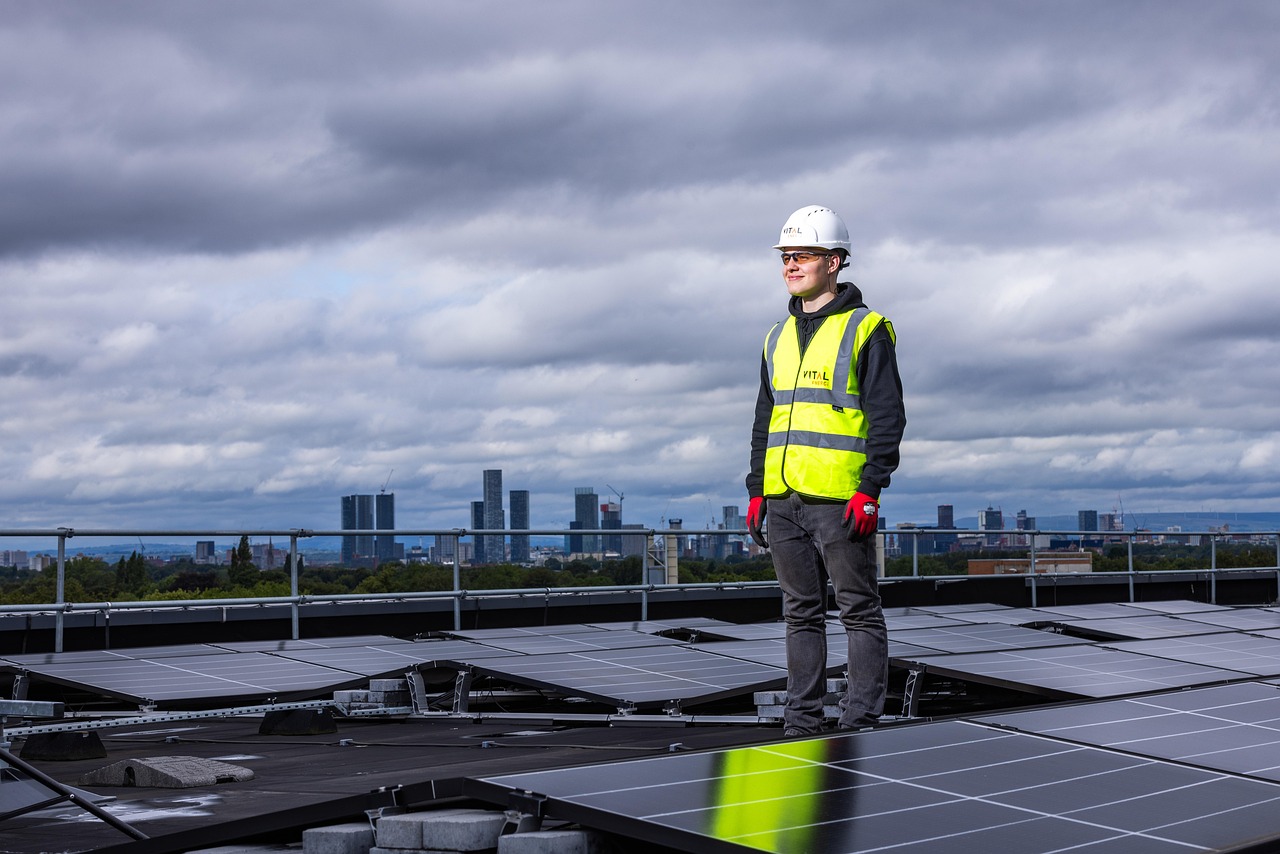 Zonnepanelen op het dak van een Belgische woning